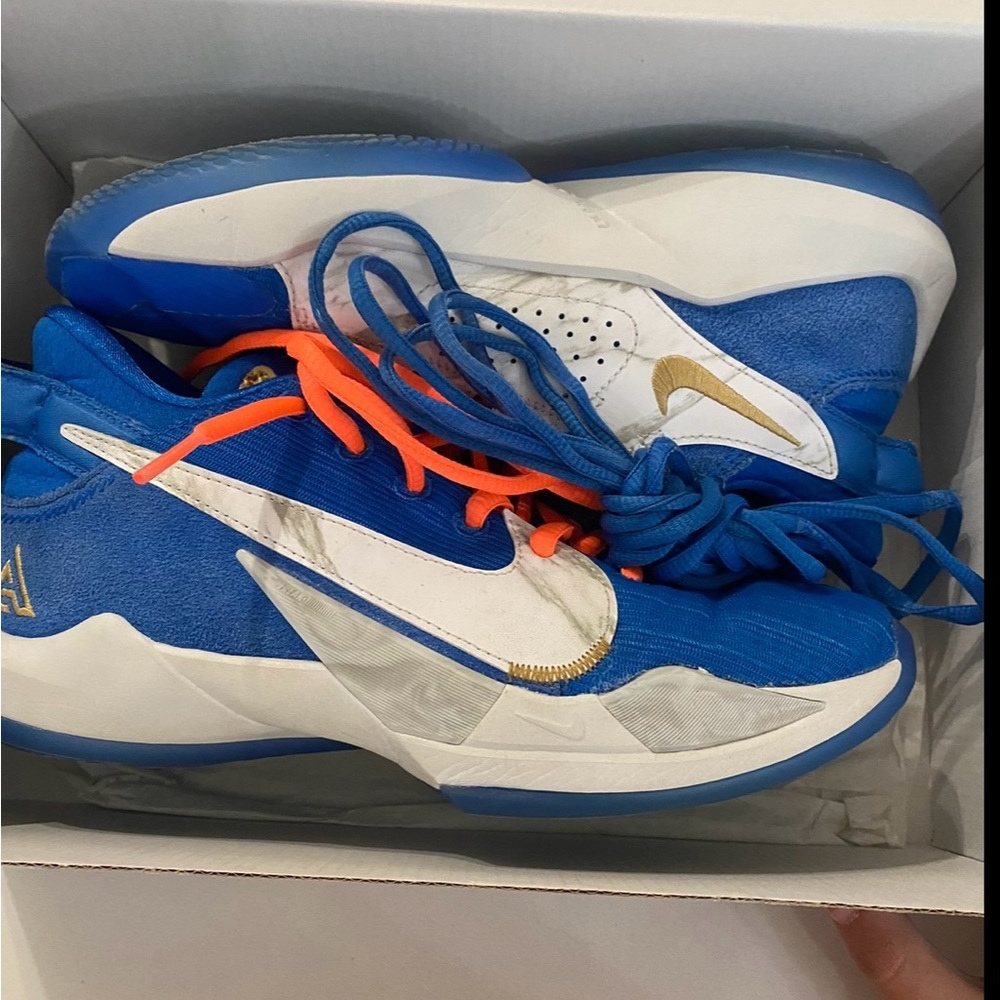 Greek Freak 2 size 5 blue and gold colorway - Picture 6 of 6